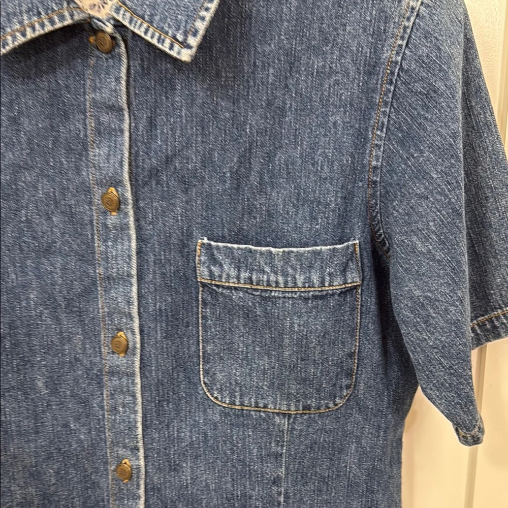 LAURA ASHLEY vintage Denim Blue Short Shirt - Picture 4 of 10